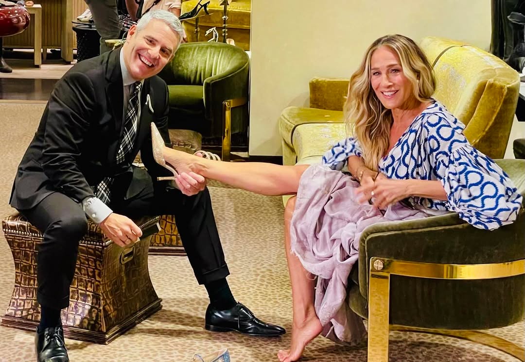 앤 저스트 라이크 댓 캐리